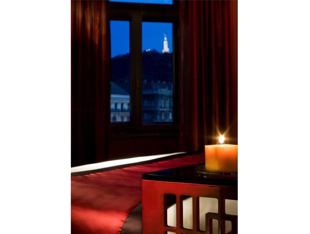 Buddha-Bar Hotel Budapest Klotild Palace Ngoại thất bức ảnh A room at the Hotel de la Ville