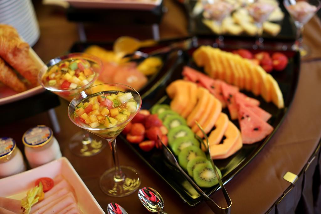 Buddha-Bar Hotel Budapest Klotild Palace Ngoại thất bức ảnh Fruit salad